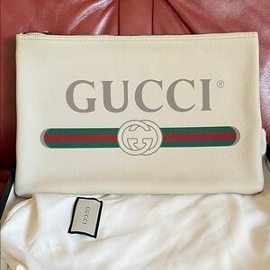 Gucci Cream Leather Logo Pouch